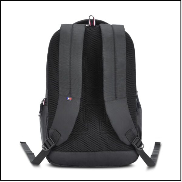 tommy backpack
